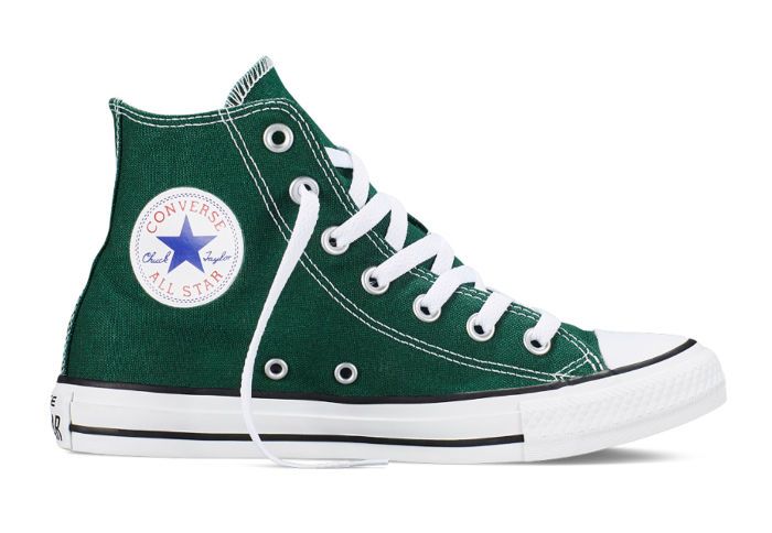 Кеды Converse (конверс) Chuck Taylor All Star 149513 тёмно-зелёные Удобные кеды Converse (конверс) Chuck Taylor All Star 149513 тёмно-зелёные выполнены из качественного текстиля. На боковой части и заднике подошвы расположен логотип бренда Converse, который подчеркнет оригинальность модели и Ваш безупречный вкус. Шнуровка прочно зафиксирует кеды на ноге для более удобной носки. Практичная подошва дополнена небольшим рифлением, которое обеспечит противоскользящий эффект и придаст уверенность при ходьбе. Модные кеды от Converse прекрасно подойдут для прогулок или дальних поездок.