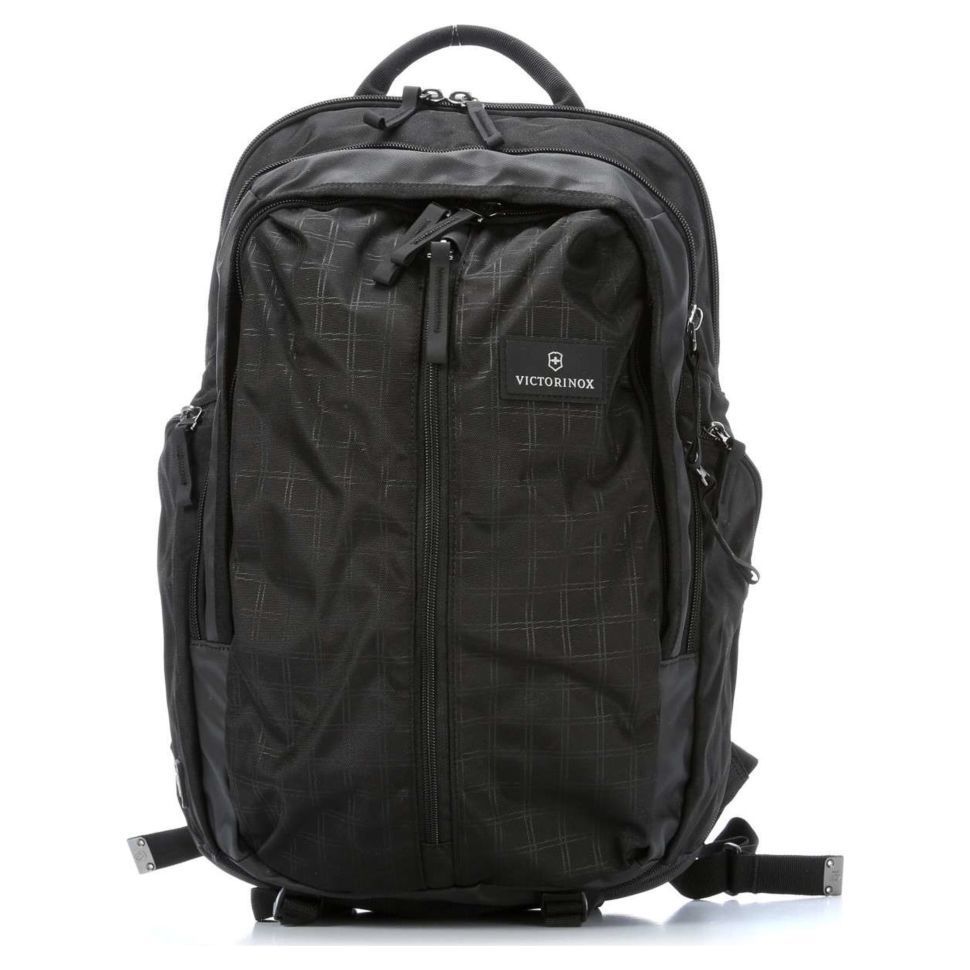 17 Victorinox Altmont 3.0 Vertical Zip Laptop 29