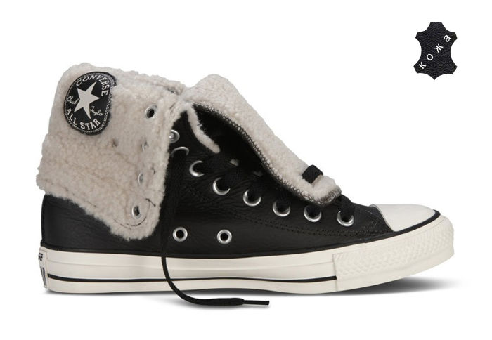 Зимние кожаные кеды Converse (конверс) Chuck Taylor All Star Knee-Hi 540399 черные &nbsp;Стильные и удобные кеды от Converse выполнены из натуральной кожи в черном цвете. Внутри утеплитель из мягкого искусственного меха, который отлично держит тепло. Высокий отворот и традиционная высокая шнуровка отлично зафиксируют кеды на ноге и &nbsp;заставят Вас полюбить заснеженные тротуары. Логотип на отвороте покажет, что Вы истинный фанат мирового бреда Converse! Сочетание металлических люверсов, черной натуральной кожи и белой подошвы заставят обратить на себя внимание любого прохожего.