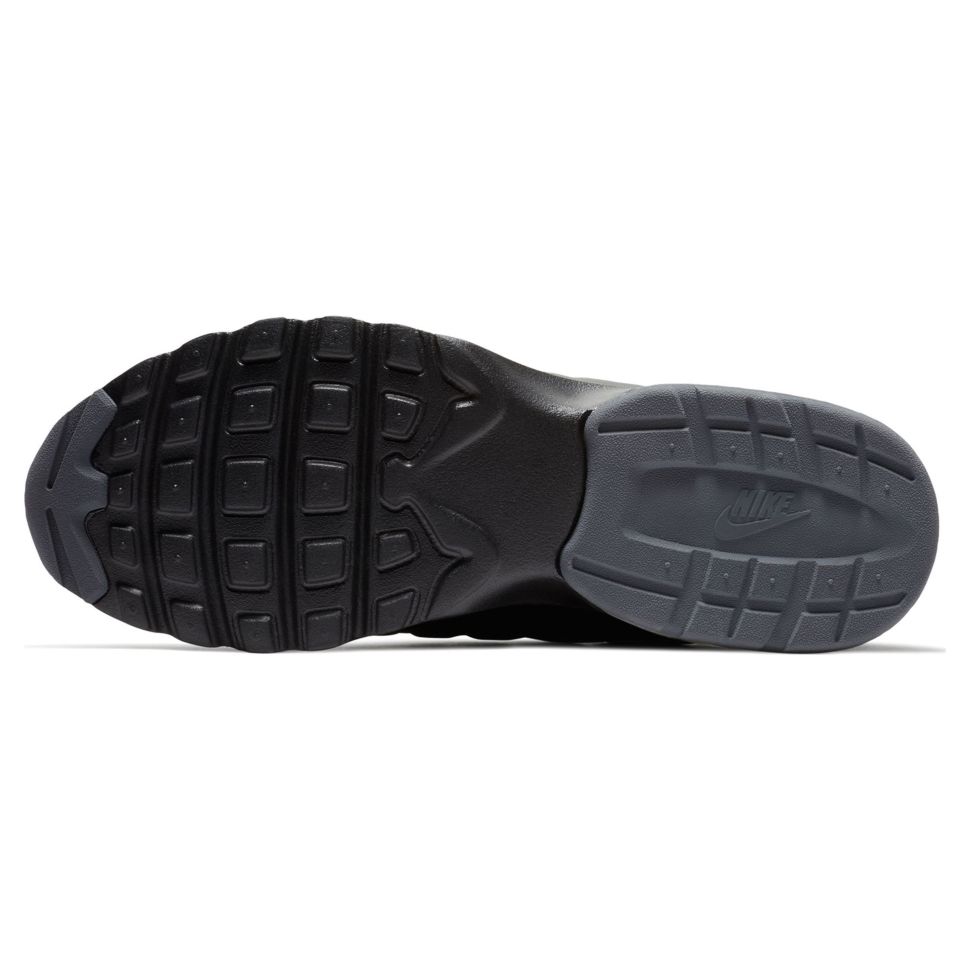 Nike invigor xs clearance