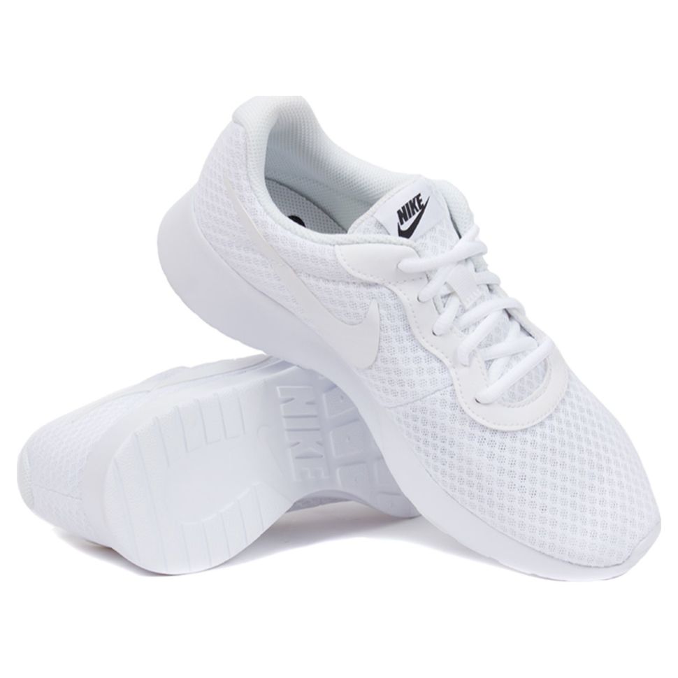White nike tanjun hot sale