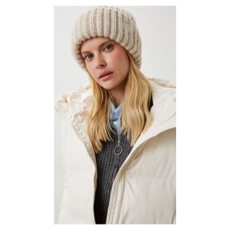 Шапка Ferz Мануэла 42774V-61 светло-бежевая